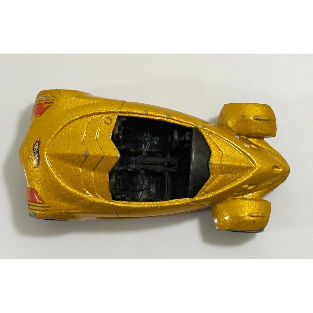 Hot Wheels Hyundai Spyder Concept Kids 1:64 Gold Metallic Die-cast Toy Car 2001